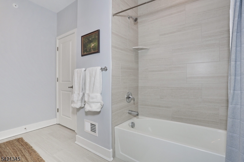 The Parke At Little Falls - Residential