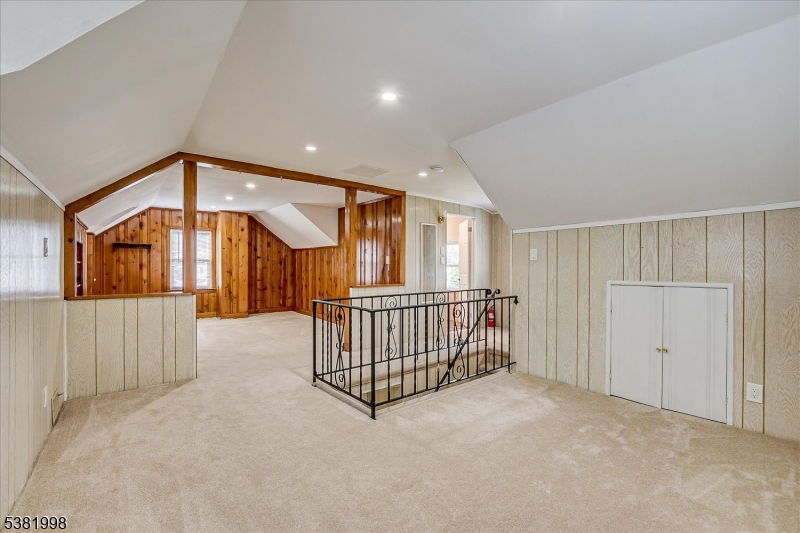 South Plainfield Boro, New Jersey 07080, United States, 3 Bedrooms Bedrooms, ,2 BathroomsBathrooms,Residential,Pending,202036