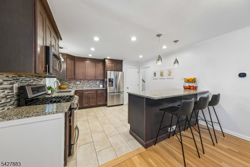 REDWOOD - Residential