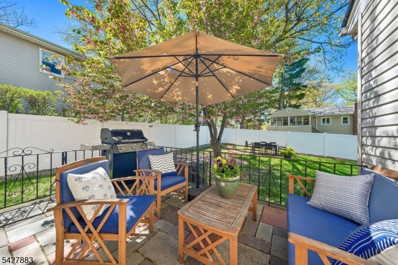 REDWOOD - Residential