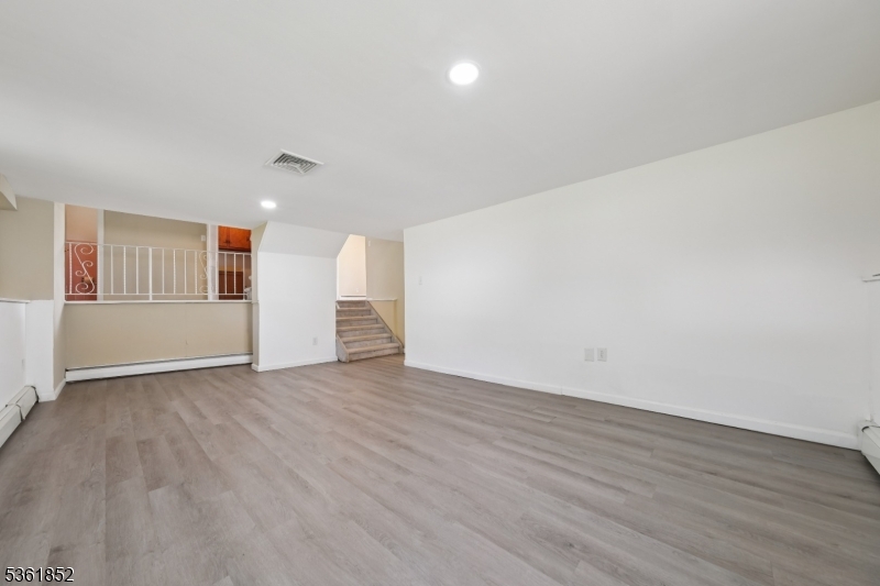 Putnam Ridge - Residential