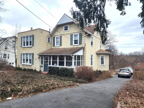 MLS: 3951149
