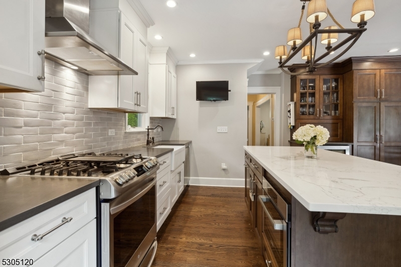 North Summit - Residential