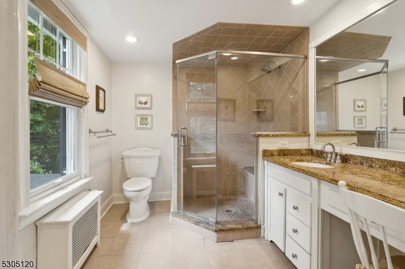 North Summit - Residential