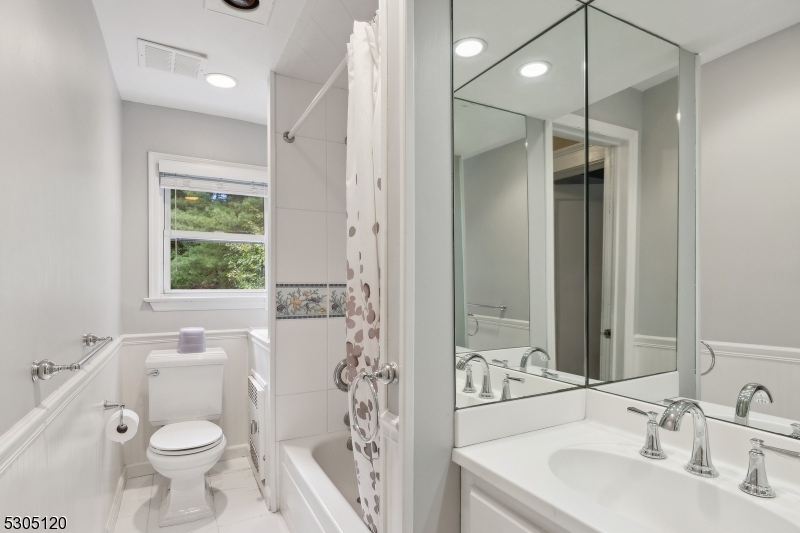 North Summit - Residential