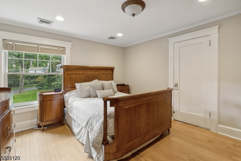 North Summit - Residential