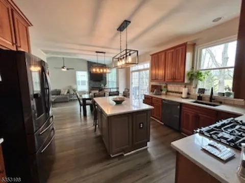MLS: 3958709