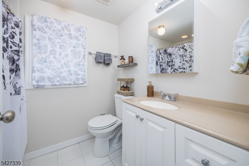 Lake Saginaw - Residential