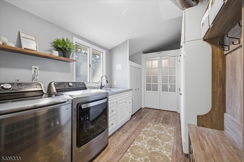 Levitt - Residential