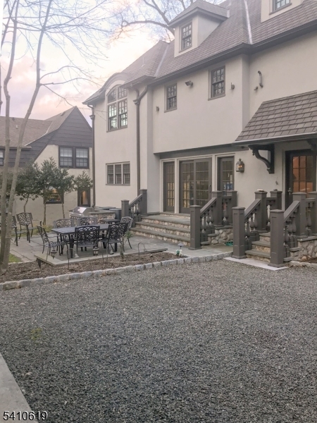 Memorial Field - Residential