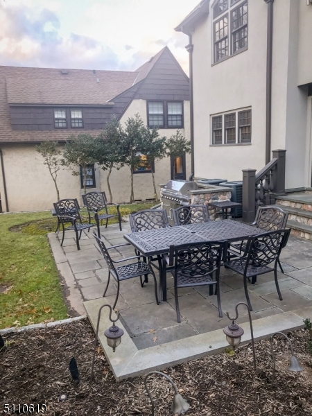 Memorial Field - Residential