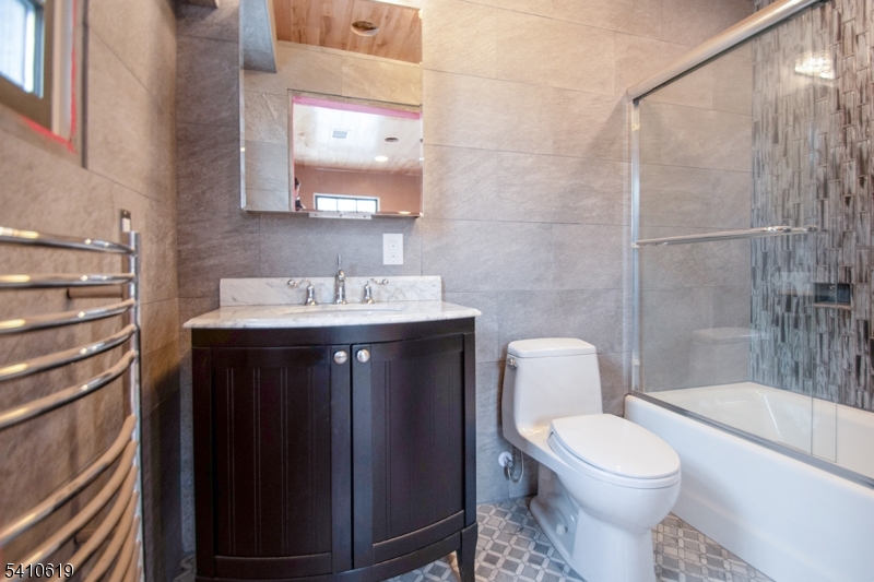 Memorial Field - Residential