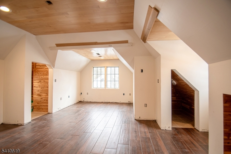 Memorial Field - Residential