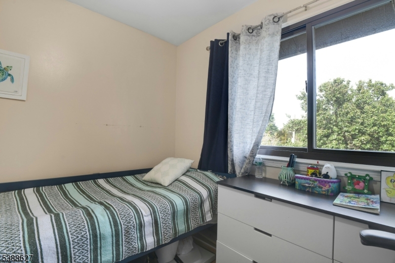 BROOKVIEW CONDO ASSOCIATION - Residential