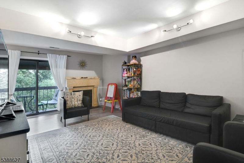 BROOKVIEW CONDO ASSOCIATION - Residential