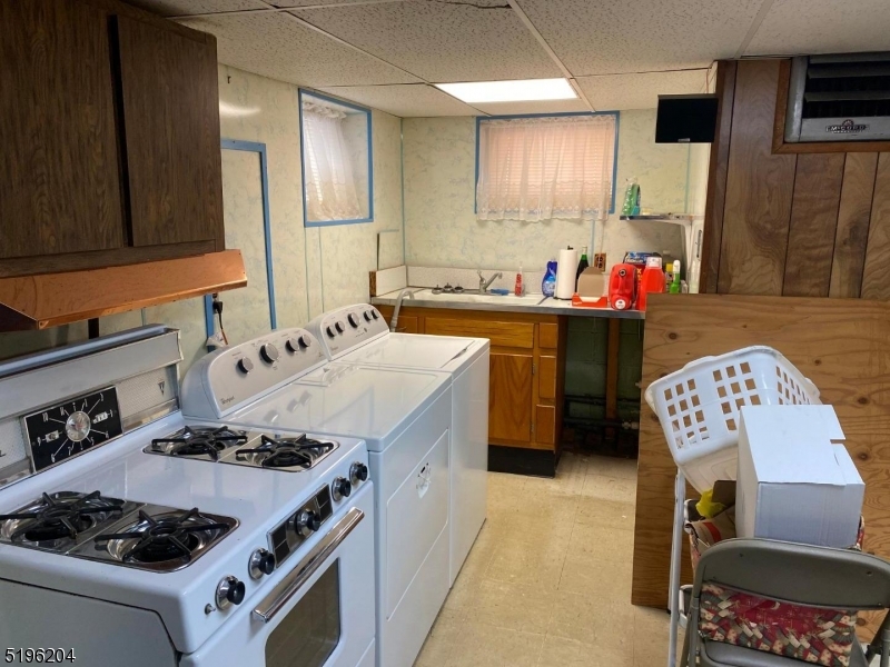 Hill Crest - Residential