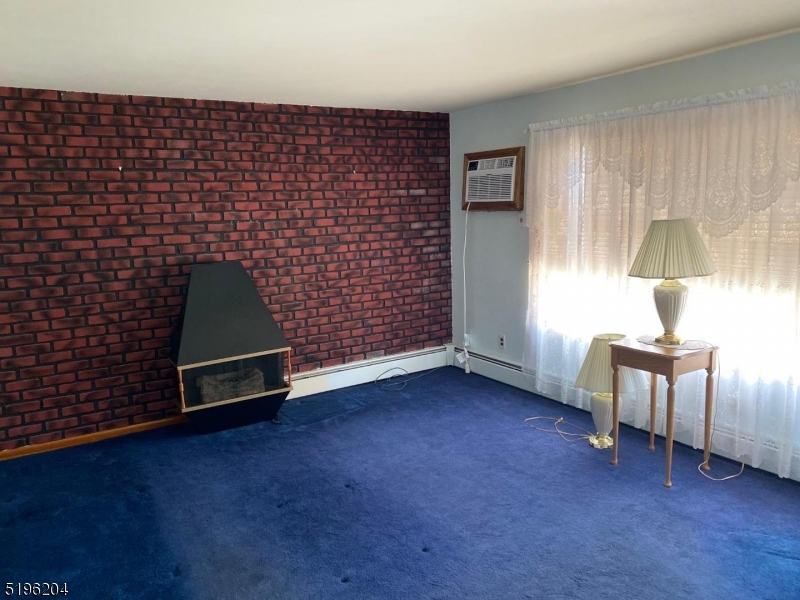 Hill Crest - Residential