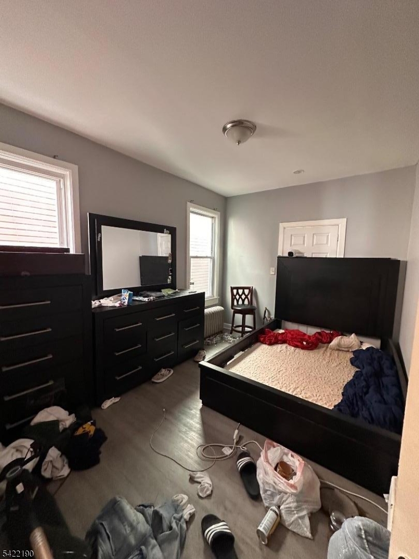 WEEQUAHIC - Residential Income