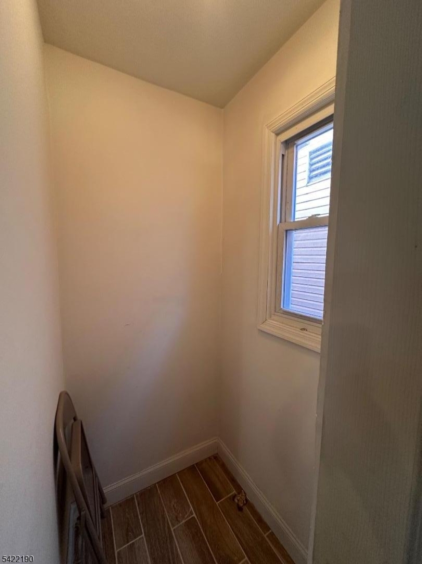 WEEQUAHIC - Residential Income