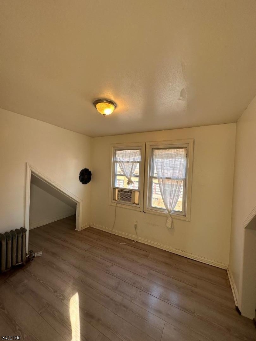 WEEQUAHIC - Residential Income