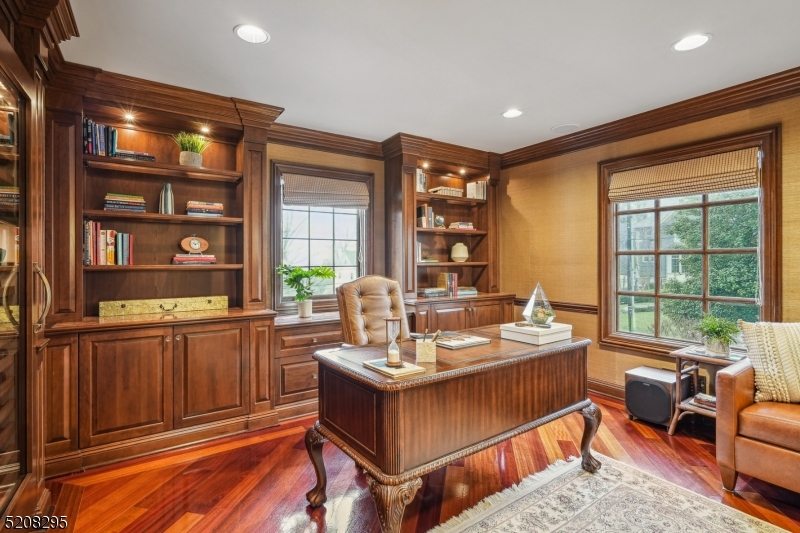 OLD SHORT HILLS - Residential