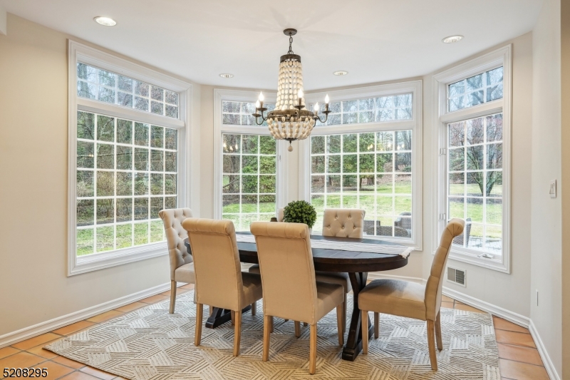 OLD SHORT HILLS - Residential