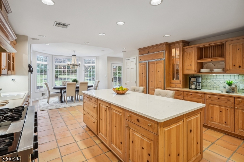 OLD SHORT HILLS - Residential