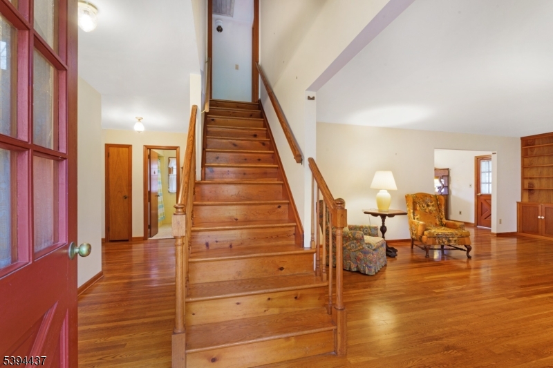 Bridgewater Twp., New Jersey 08836, United States, 5 Bedrooms Bedrooms, ,4 BathroomsBathrooms,Residential,Active,236297