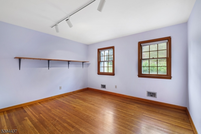 Bridgewater Twp., New Jersey 08836, United States, 5 Bedrooms Bedrooms, ,4 BathroomsBathrooms,Residential,Active,236297