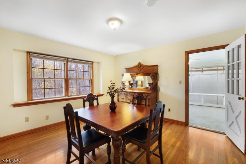 Bridgewater Twp., New Jersey 08836, United States, 5 Bedrooms Bedrooms, ,4 BathroomsBathrooms,Residential,Active,236297