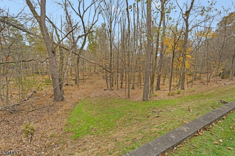 Bridgewater Twp., New Jersey 08836, United States, 5 Bedrooms Bedrooms, ,4 BathroomsBathrooms,Residential,Active,236297