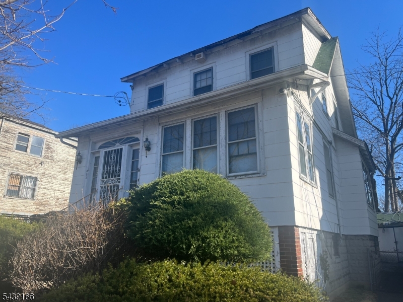 Photo 1 of 7 — 803 Lyons Ave, Irvington Twp., NJ 07111