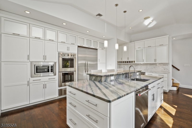 Bel Air - Residential