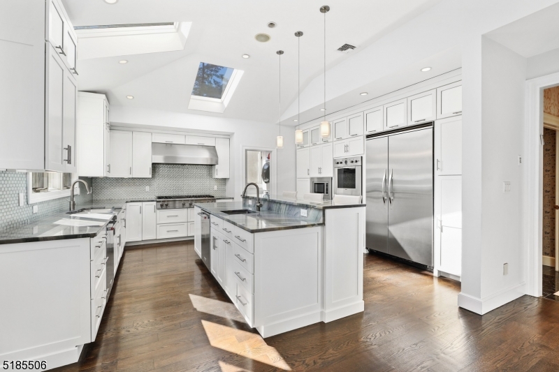 Bel Air - Residential