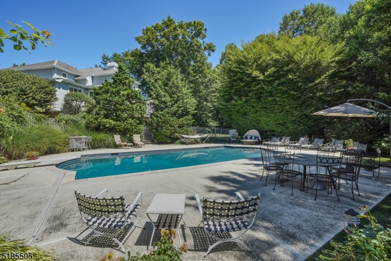 Bel Air - Residential