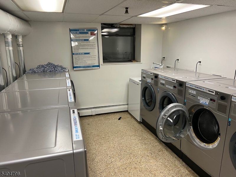 Parc West Condominium Assoc - Residential