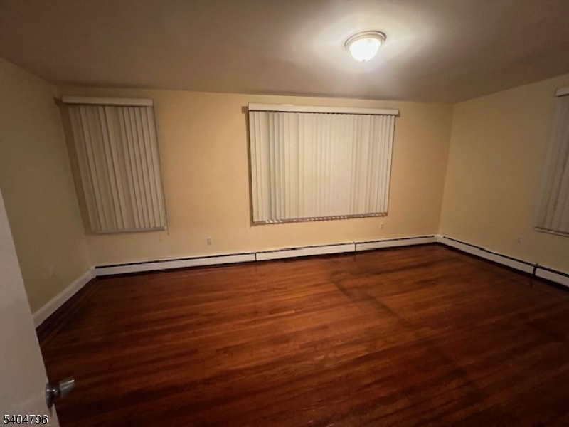 Parc West Condominium Assoc - Residential