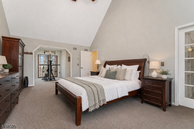 Rolling Hills - Residential