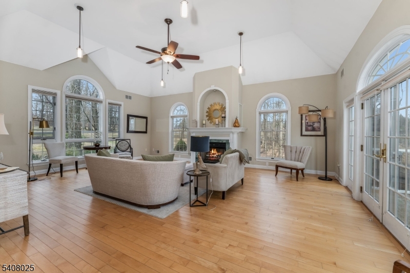 Rolling Hills - Residential