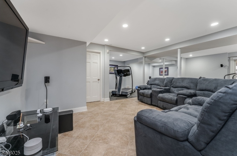 Rolling Hills - Residential