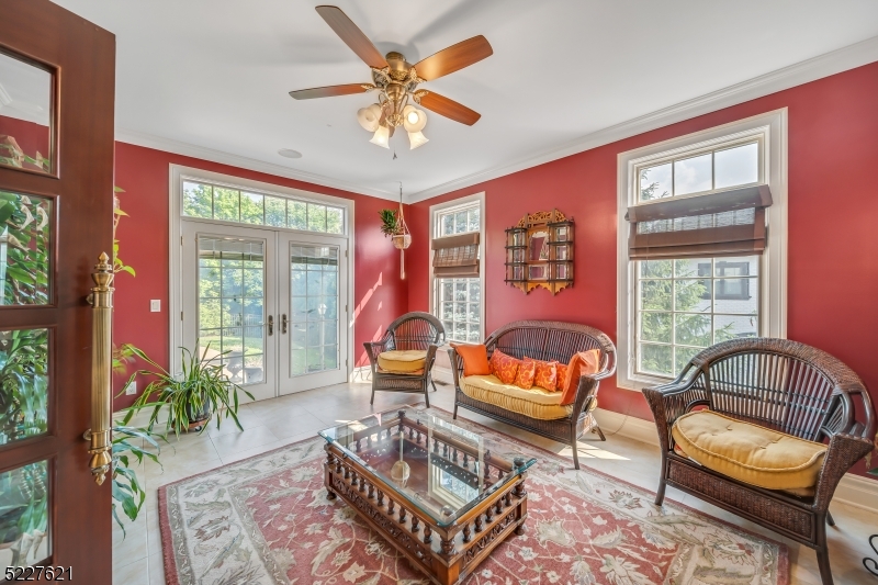 BEL-AIR-WOODS. - Residential