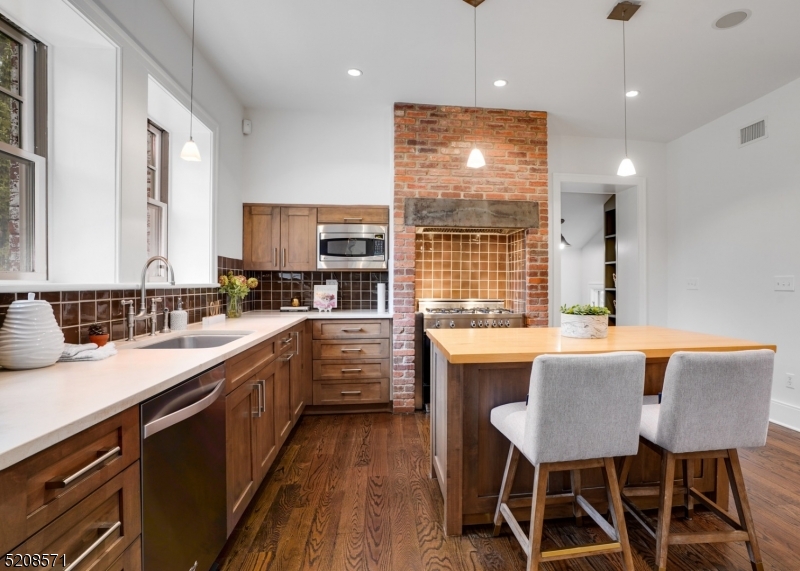 Old Short Hills - Residential