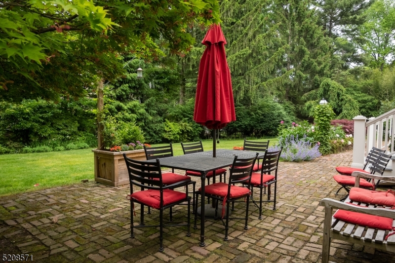 Old Short Hills - Residential