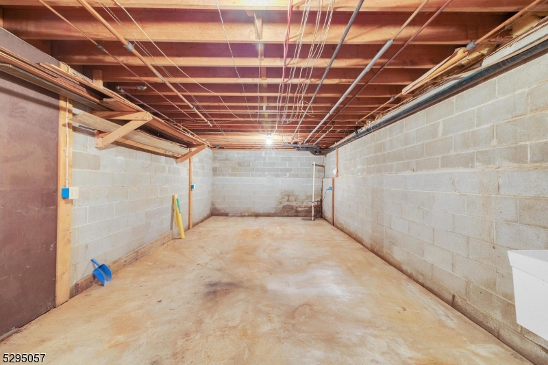 Schooleys Mtn - Residential