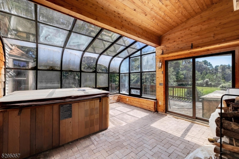 Schooleys Mtn - Residential