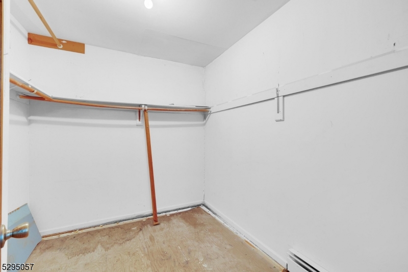 Schooleys Mtn - Residential