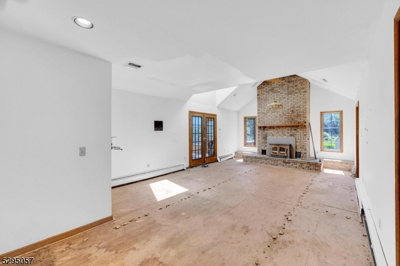 Schooleys Mtn - Residential