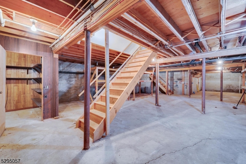 Schooleys Mtn - Residential