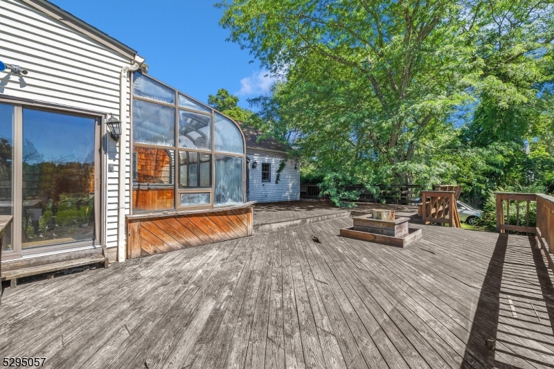 Schooleys Mtn - Residential