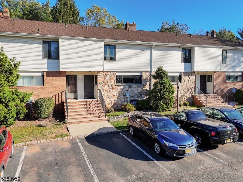 SOMERSET PARK - Residential